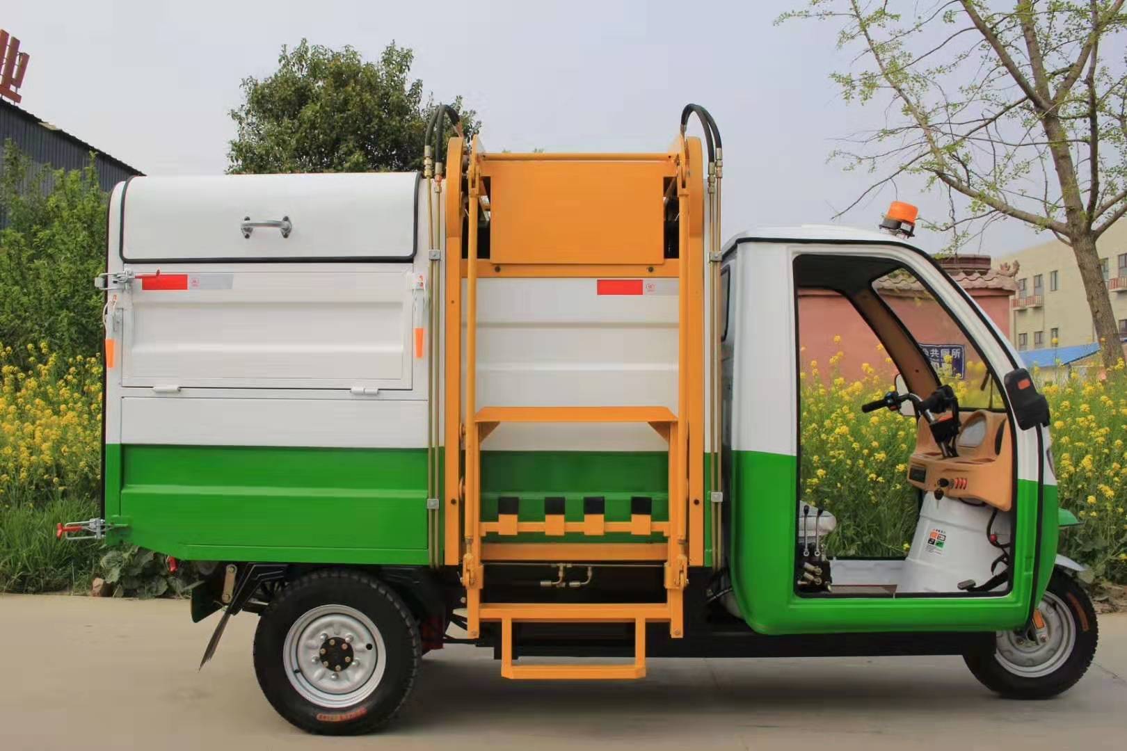 程力新能源掛桶垃圾車(chē)