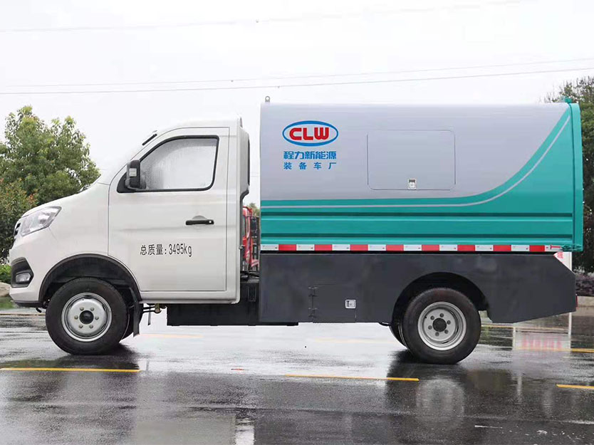 東風華神純電動吸塵車