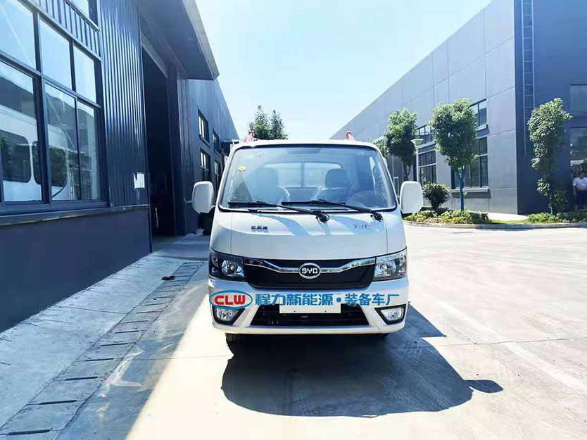 比亞迪T4后掛桶垃圾車