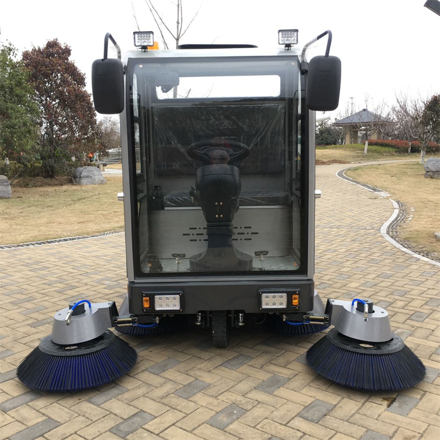 1900C型掃地車